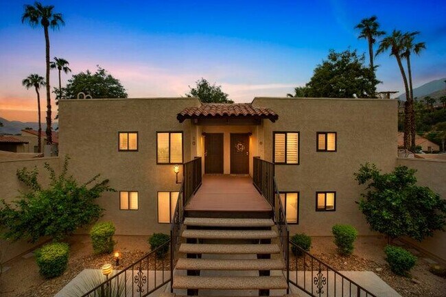 Building Photo - 2160 S Palm Canyon Dr