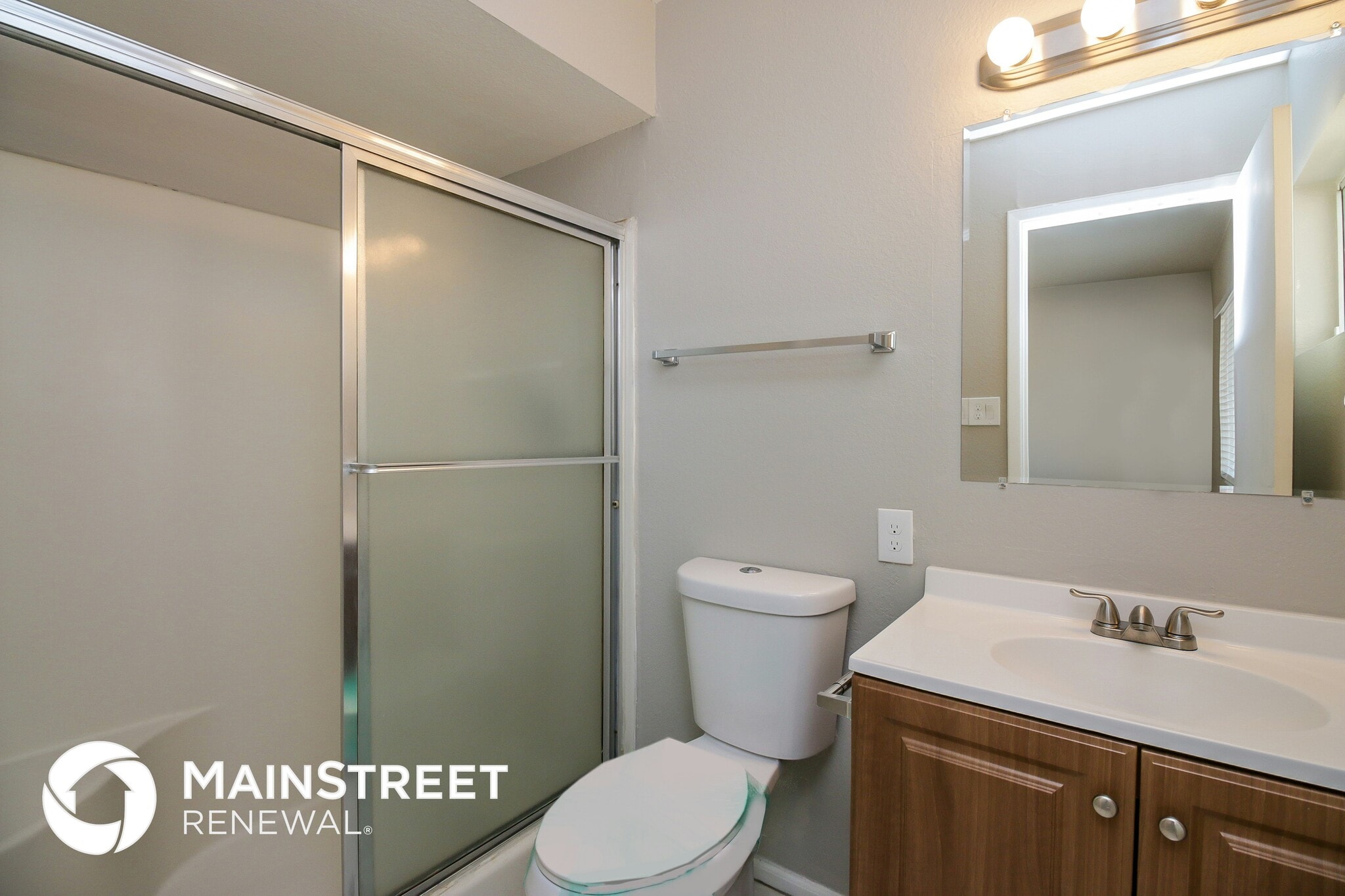 Building Photo - 2355 S Spruce