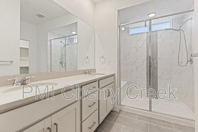 Building Photo - 3907 N Catawba St