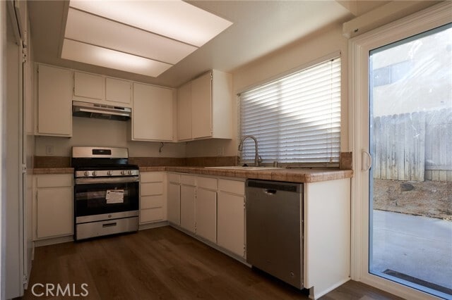 Building Photo - 2455 Gehrig St