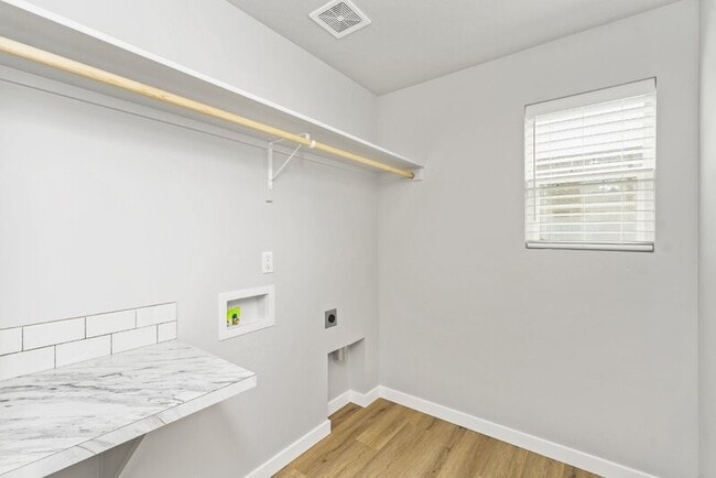 Building Photo - 2951 S Alcamo Wy