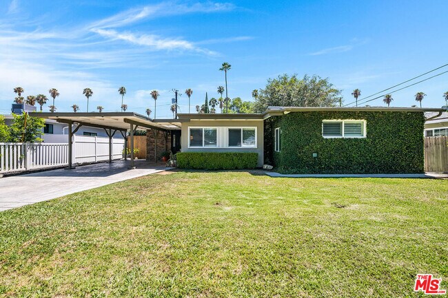 Building Photo - 17150 Cantlay St