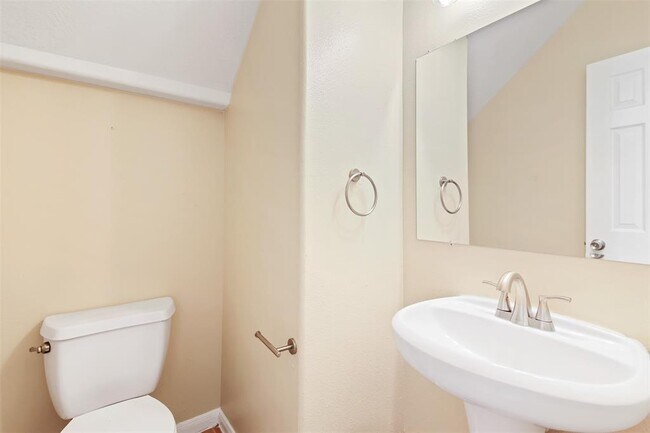 Building Photo - 4914 Landward Ln