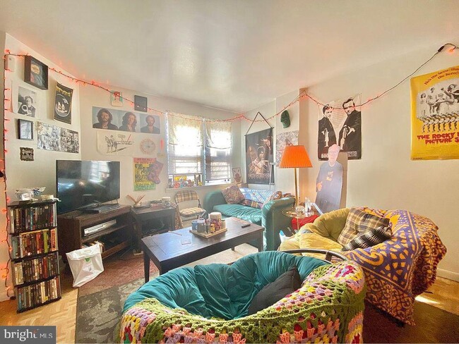 Building Photo - 1625 Page St