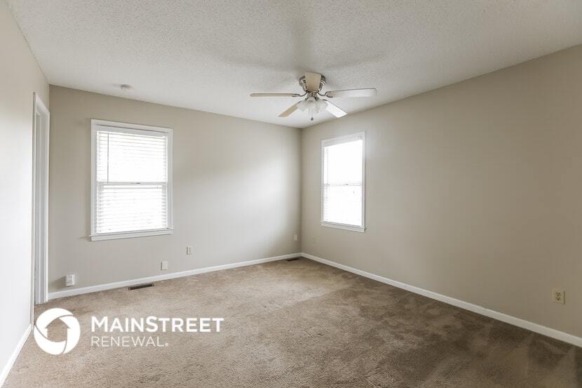 Building Photo - 1523 NE Westwind Dr