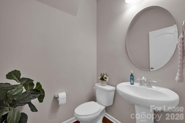 Building Photo - 132 Cherry Bark Dr