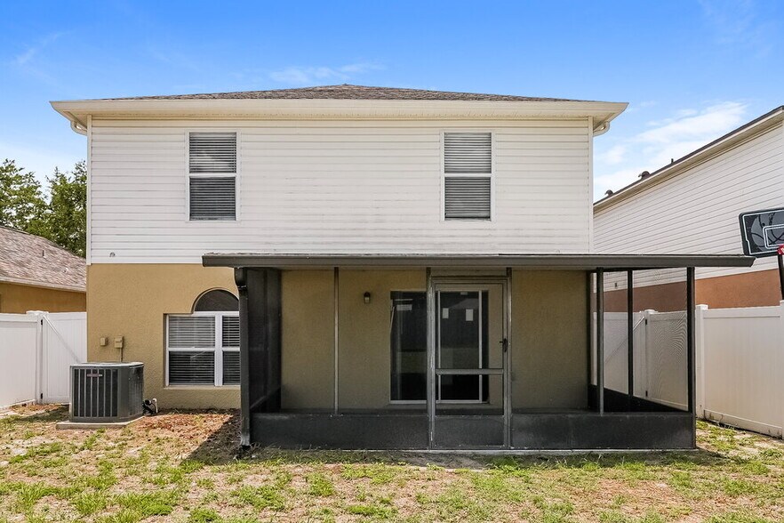 Building Photo - 11312 Ivy Flower Loop