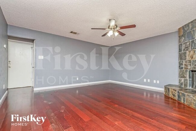 Building Photo - 7557 Folkstone Dr