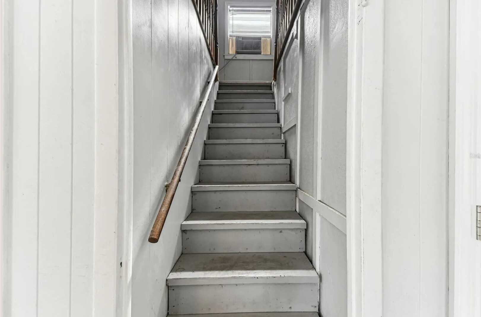 Building Photo - 1414 17th St W