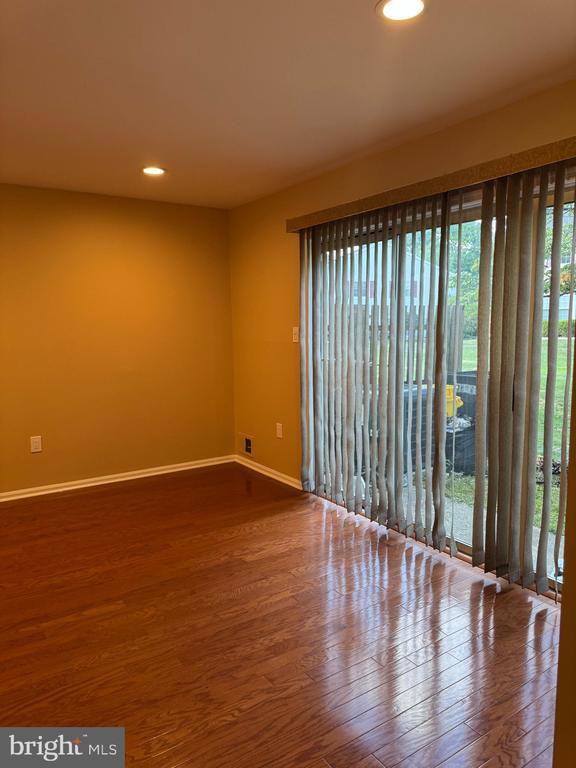 Building Photo - 286 Palombi Ct