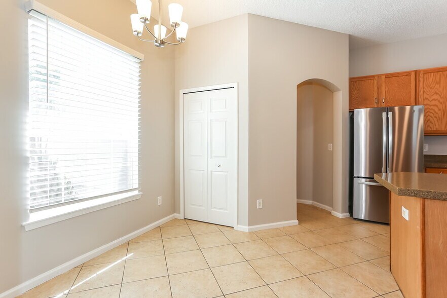 Building Photo - 3014 Piedmont Manor Dr