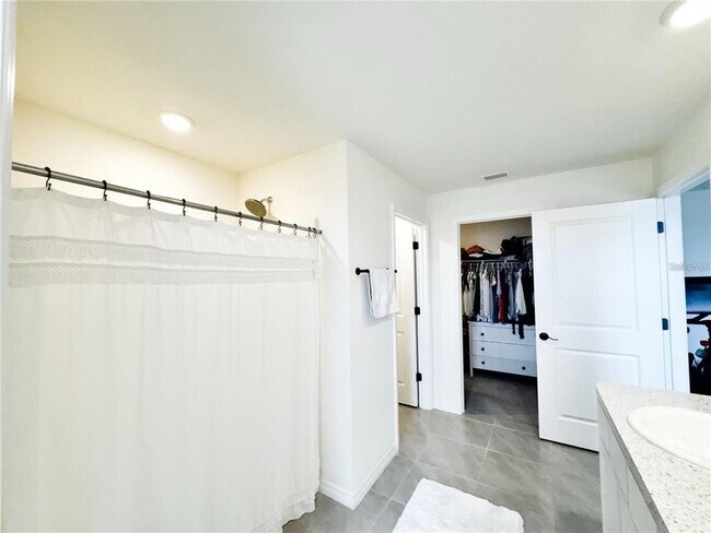 Building Photo - 36851 Goffaux Loop