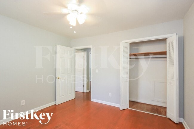 Building Photo - 2739 Sherlock Dr