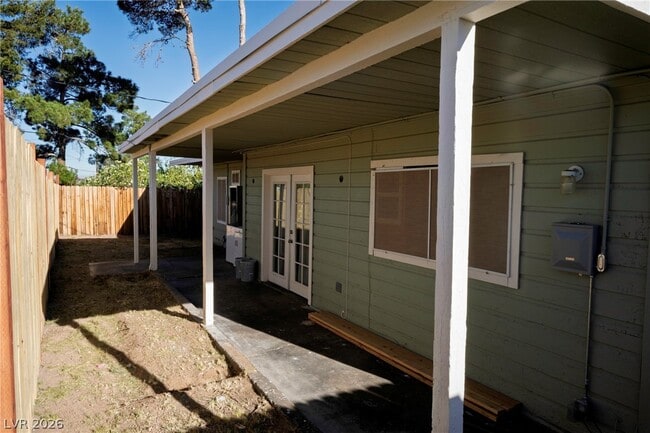 Building Photo - 343 Tungsten St