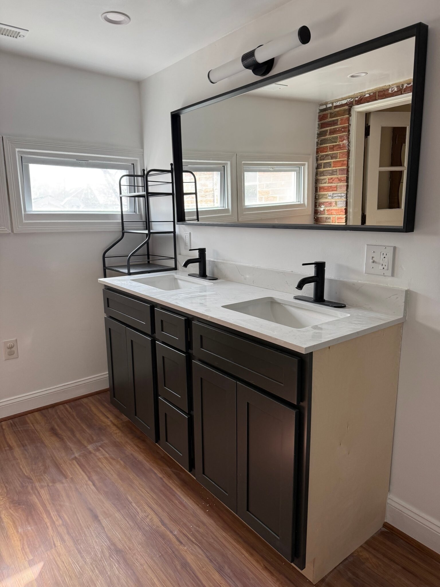 Building Photo - 844 Sligo Ave