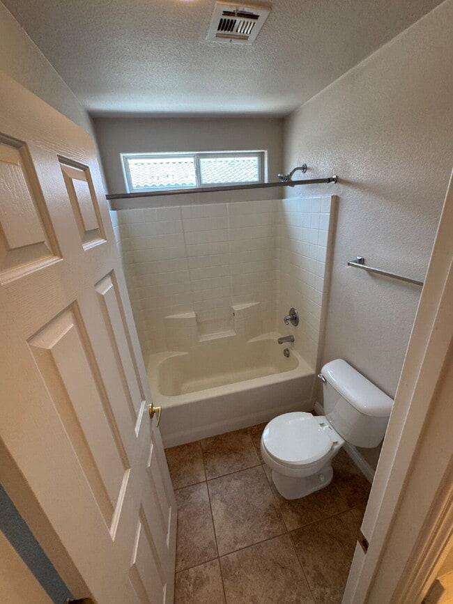 Building Photo - Sky Canyon Area Home w/ 3 Beds PLUS Loft & Solar