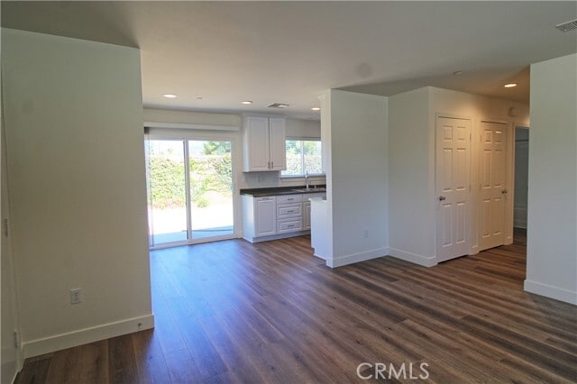 Building Photo - 34646 Pinewood Ct