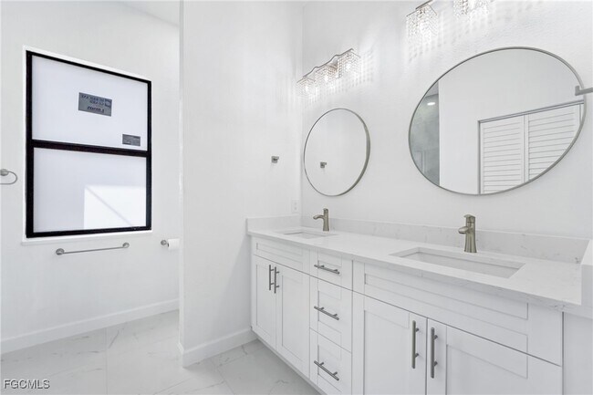 Building Photo - 2602 73rd St W