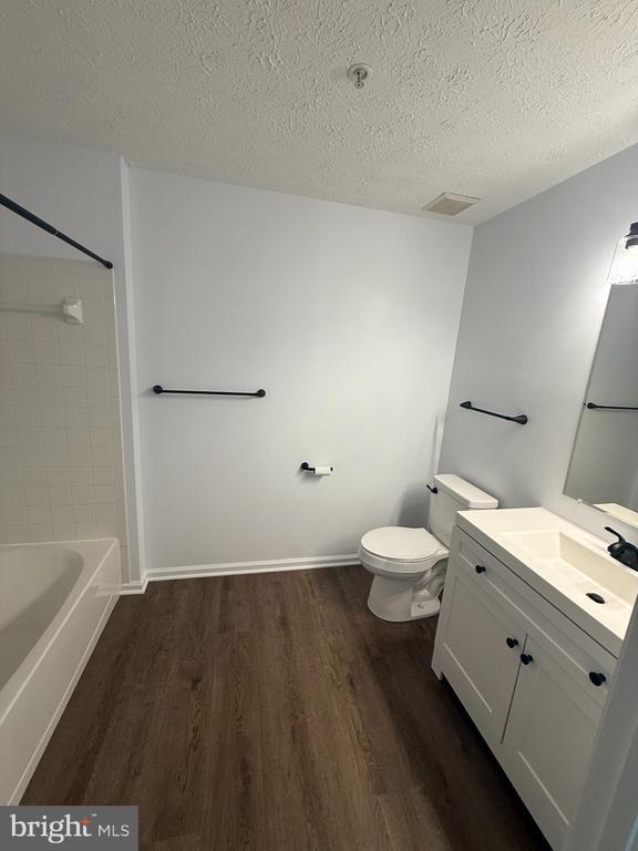 Building Photo - 6413 Weatherby Ct