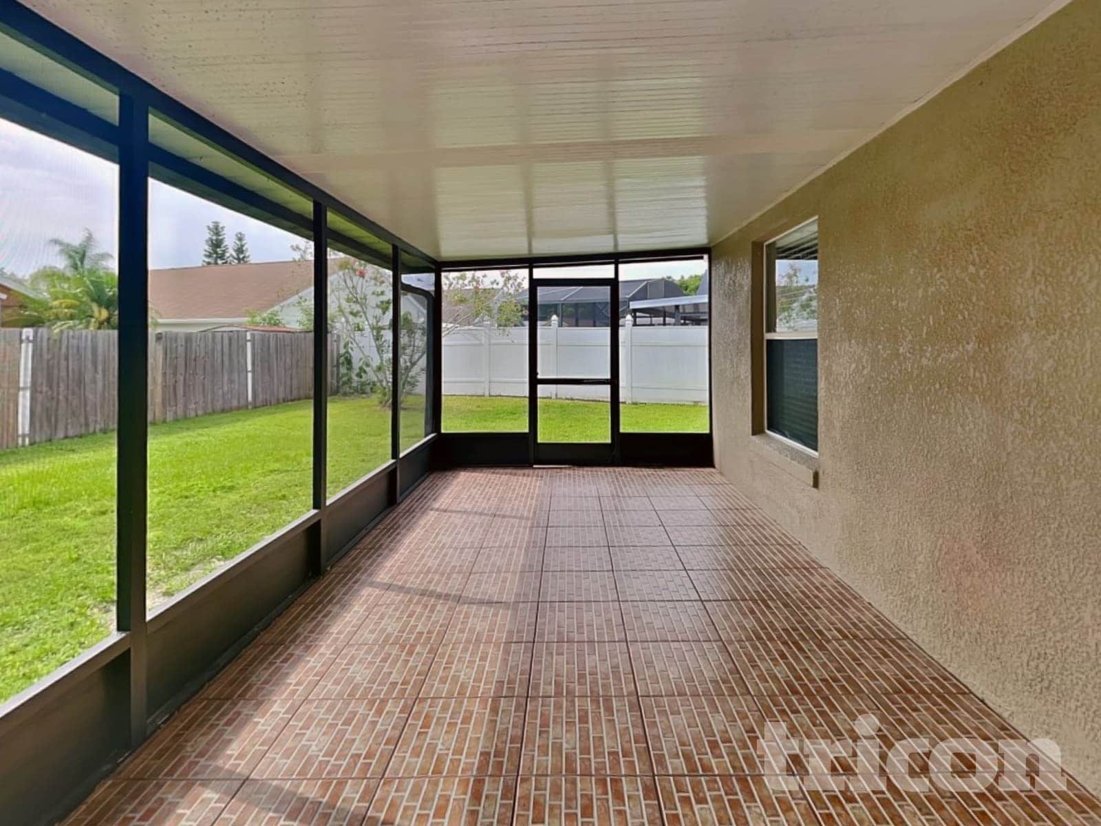 Building Photo - 2305 Saphire Ct