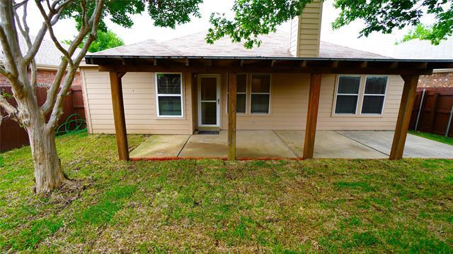 Building Photo - 2024 Wildwood Dr