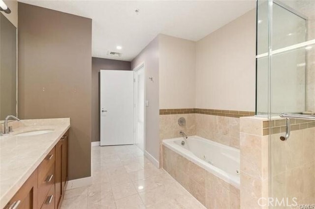 Building Photo - 3141 Michelson Dr