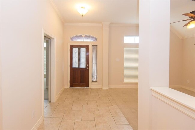 Building Photo - 2313 Echo Harbor Dr