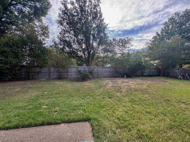 Building Photo - 1056 Cotton Row Cove
