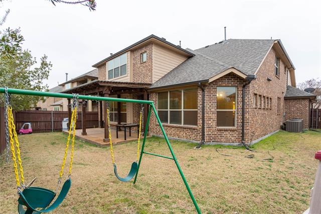 Building Photo - 2409 Lynbridge Dr