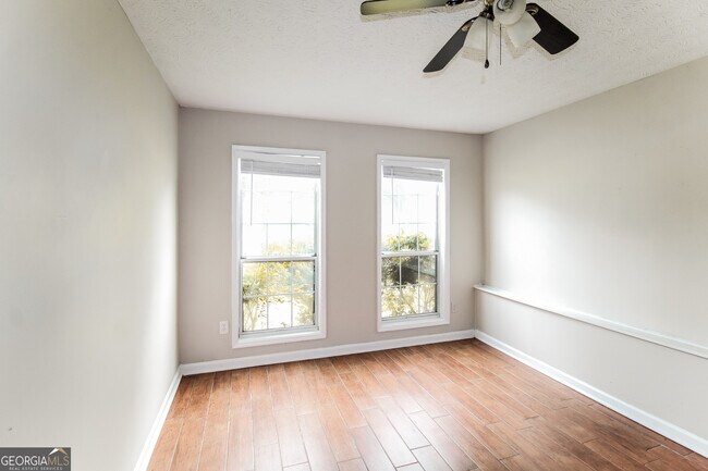 Building Photo - 4799 Wyndam Dr