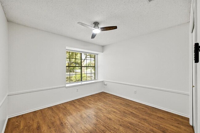 Building Photo - 7403 Dallas Dr