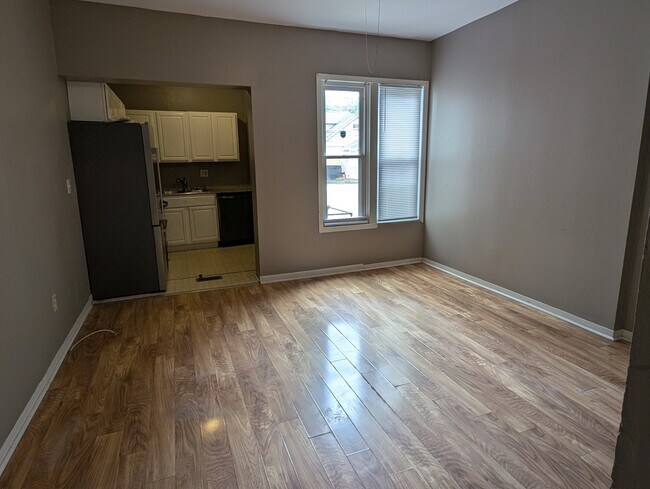 Building Photo - 1856 N 4th St