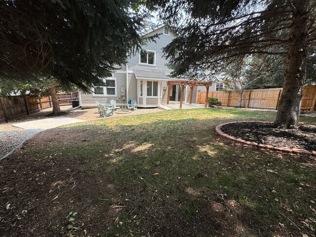 Building Photo - Available for Rent in Lone Tree's Desirable Carriage Club Neighborhood!