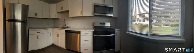 Building Photo - 221 Cottonwood Rd