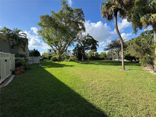 Building Photo - 5555 N Ocean Blvd