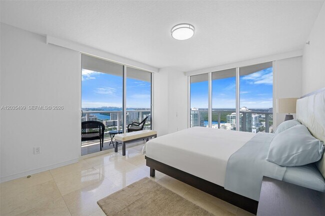 Building Photo - 16699 Collins Ave