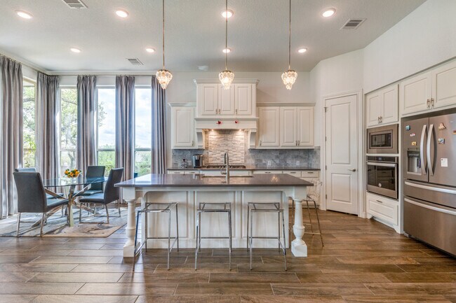 Building Photo - 24502 Emilia Way