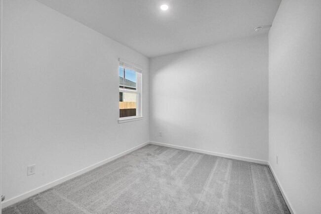 Building Photo - 9730 Westminster Mnr Dr