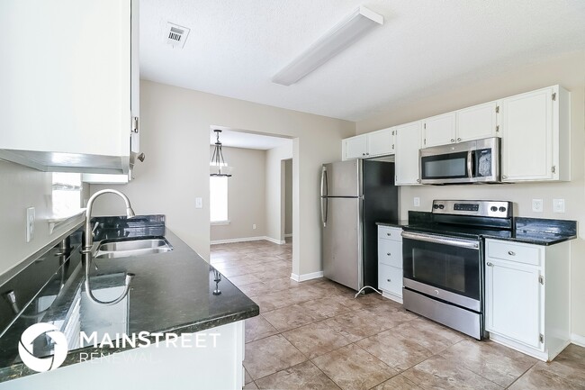 Building Photo - 2925 Dandridge Dr