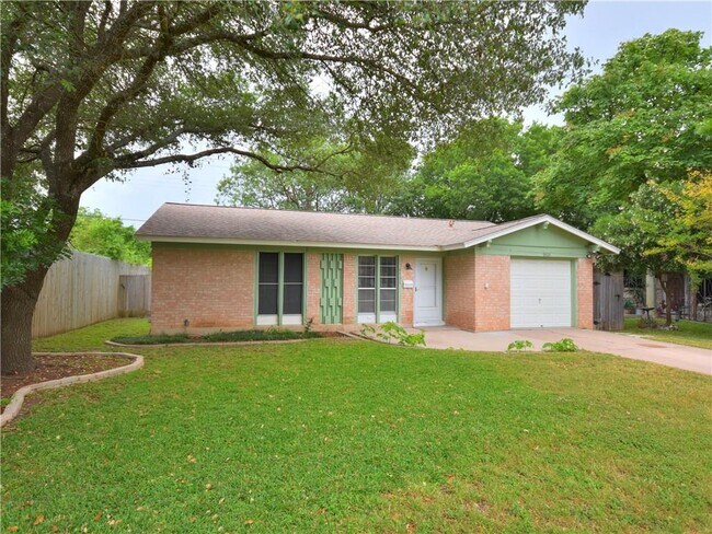 Primary Photo - 8406 Whittman Cove