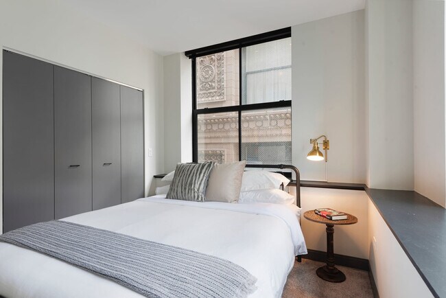 Building Photo - 29 S LaSalle St