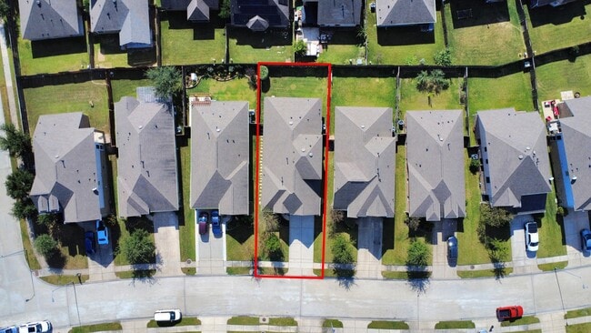 Building Photo - 17010 Upper Ridge Ln