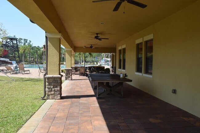 Building Photo - 4060 Dragonfly Dr