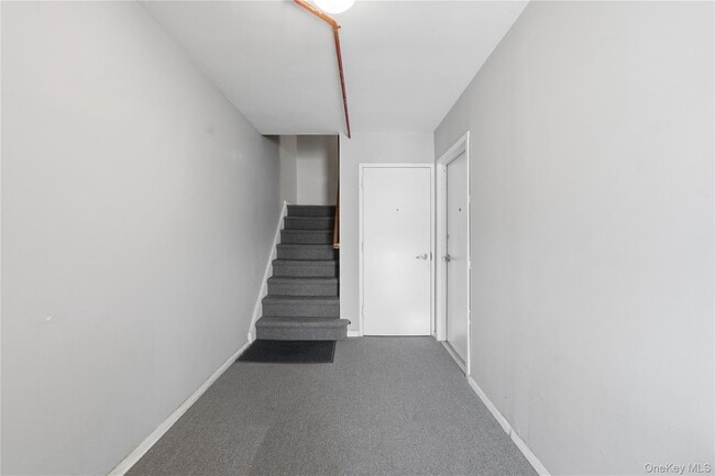 Building Photo - 59-17 Kissena Blvd