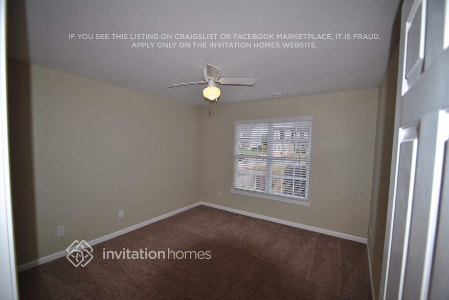 Building Photo - 2415 Pepperstone Dr
