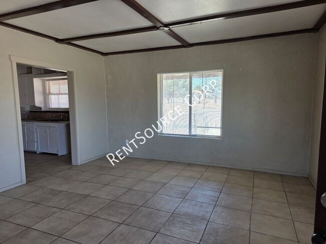 Building Photo - 750 CA-58