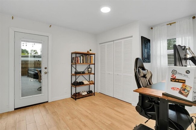 Building Photo - 6605 S Mascotte St