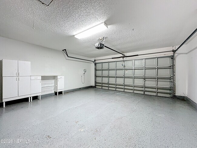 Building Photo - 3020 Golden Pond Blvd