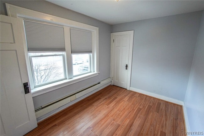 Building Photo - 1225 Hertel Ave