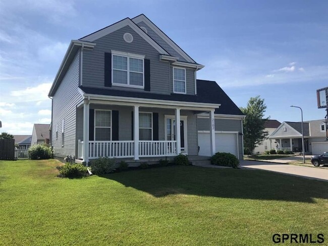 Building Photo - 2102 Quartz Dr